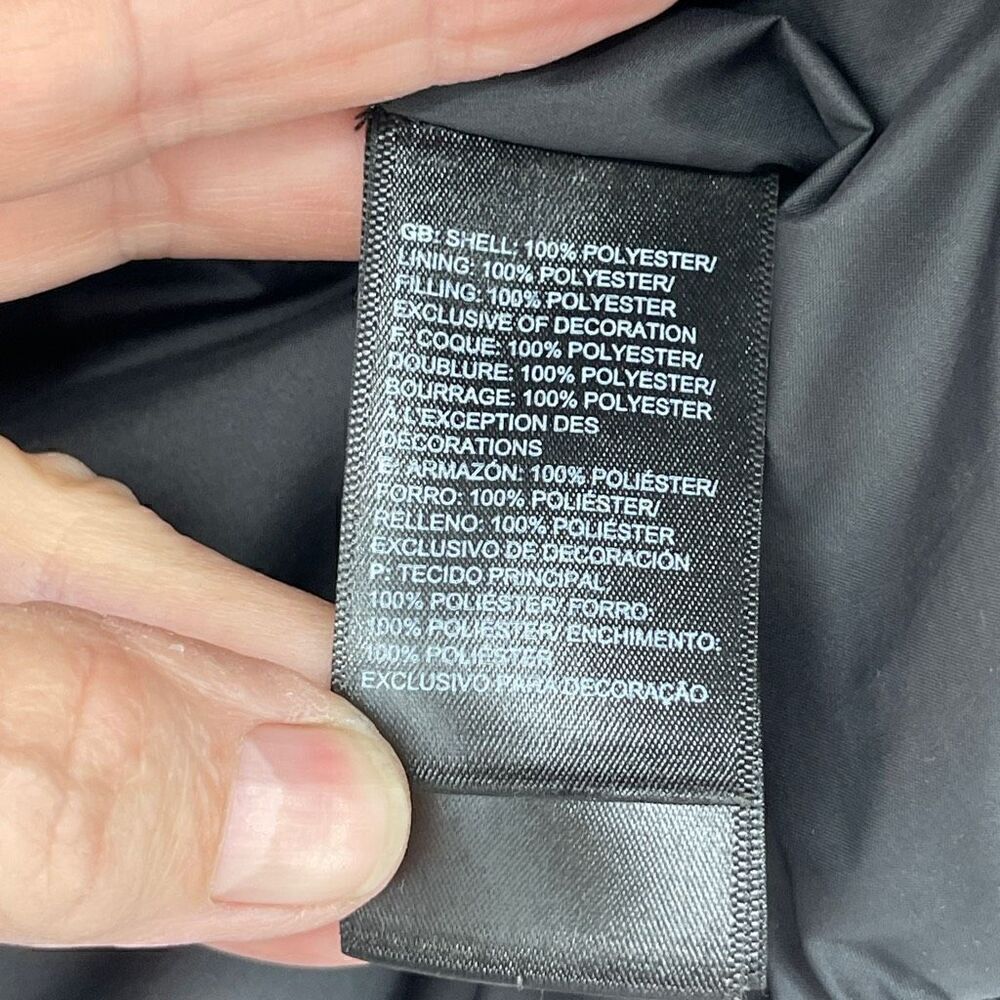 The North Face Black Based Warner Brothers Everyday Puffer Jacket Medium - Picture 7 of 8